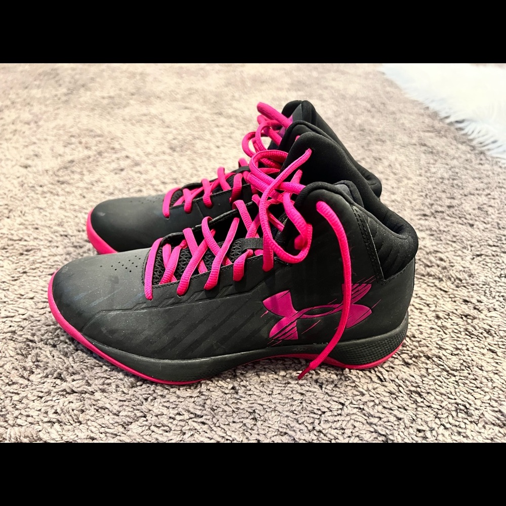 UnderArmour basketball shoes